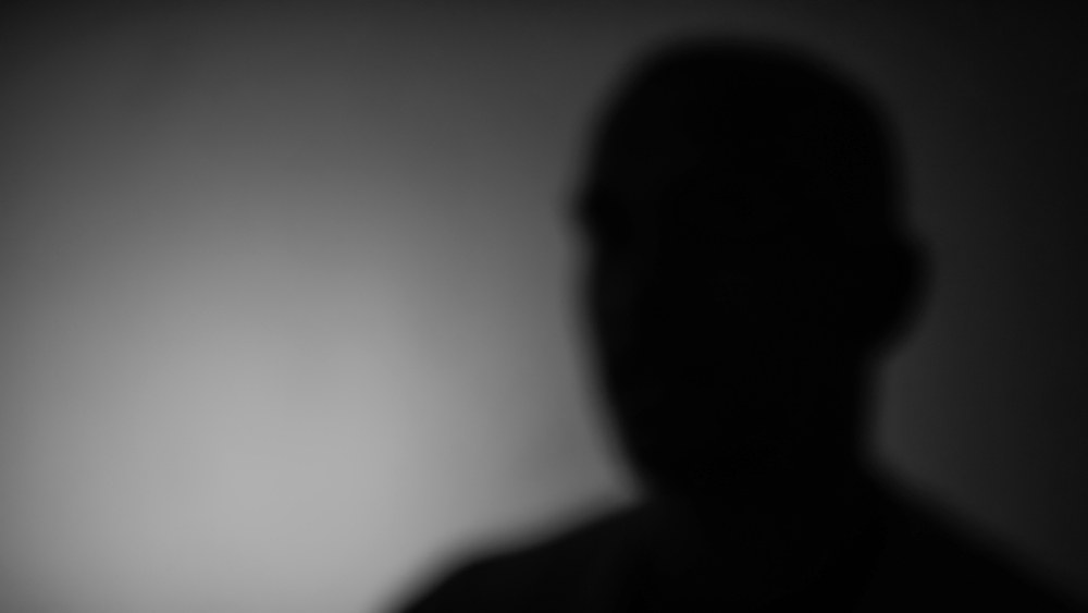 foto kryesore — 22-vjeçari rrëfen për Sinjalin sulm seksual…