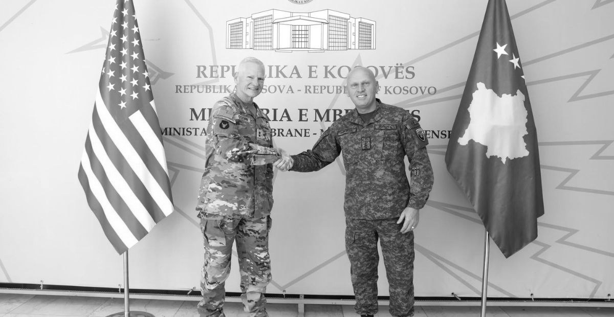 foto kryesore — Komandanti i FSK-së takon Agjutantin e…