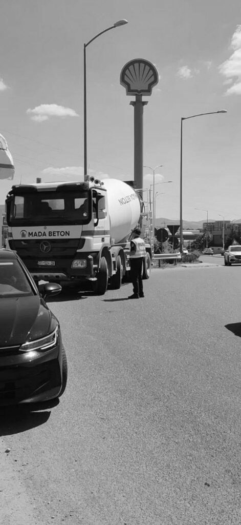 foto kryesore — Policia gjobit kompanitë që shkelën…