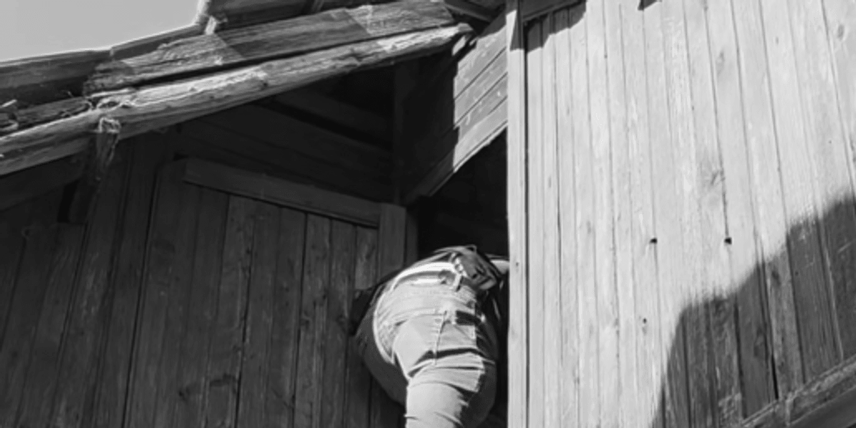foto kryesore — Kërkohet paraburgim për të arrestuarin në…