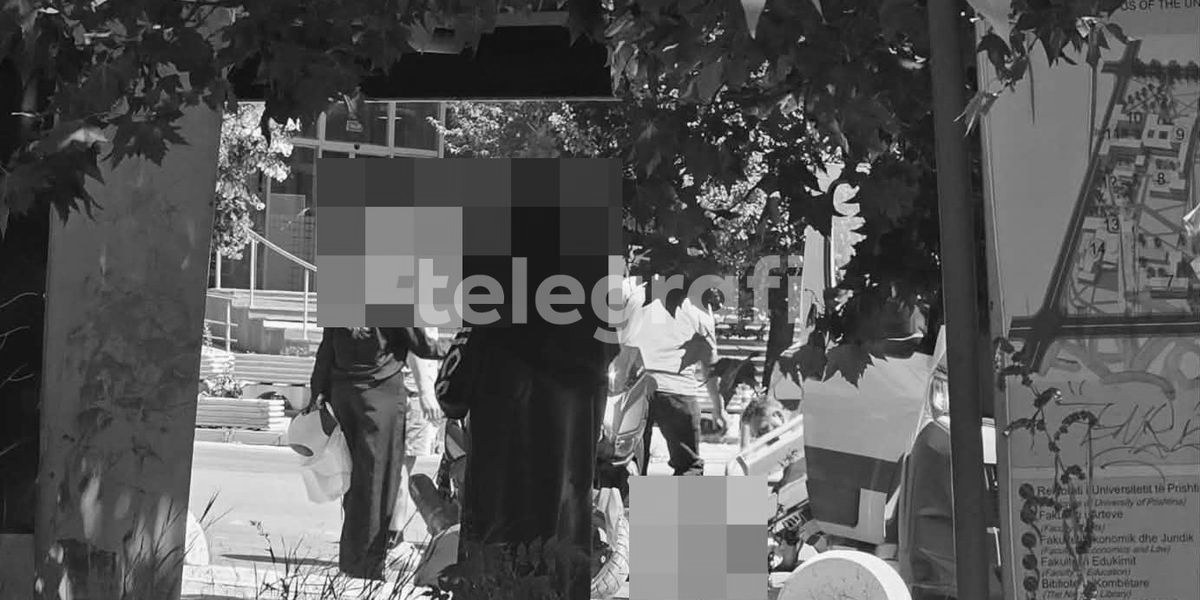 foto kryesore — Aksident te Ministria e Arsimit, goditet…