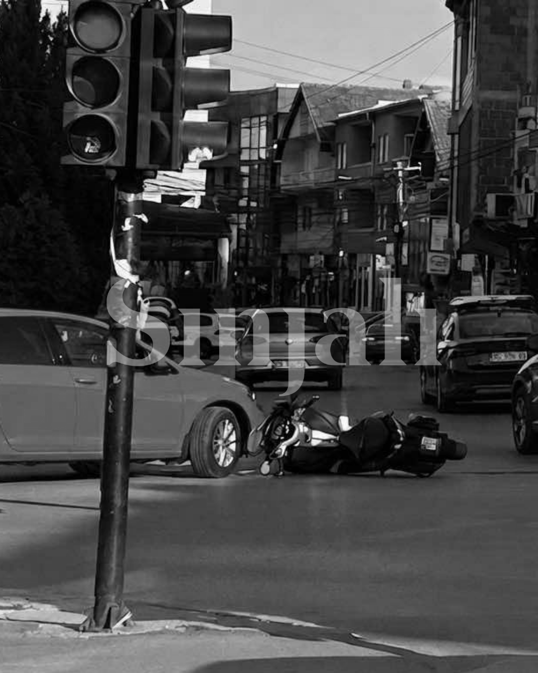 foto kryesore — Lëndohet motoçiklisti në Gjilan, u përplas…