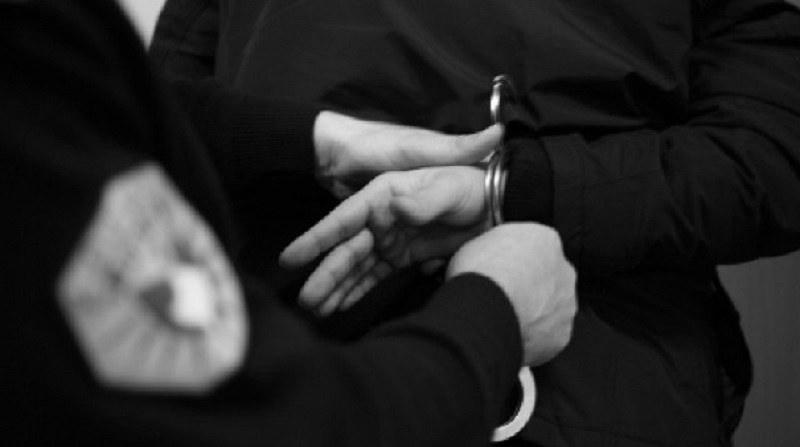 foto kryesore — Arrestohet një person në Merdare, dyshohet…