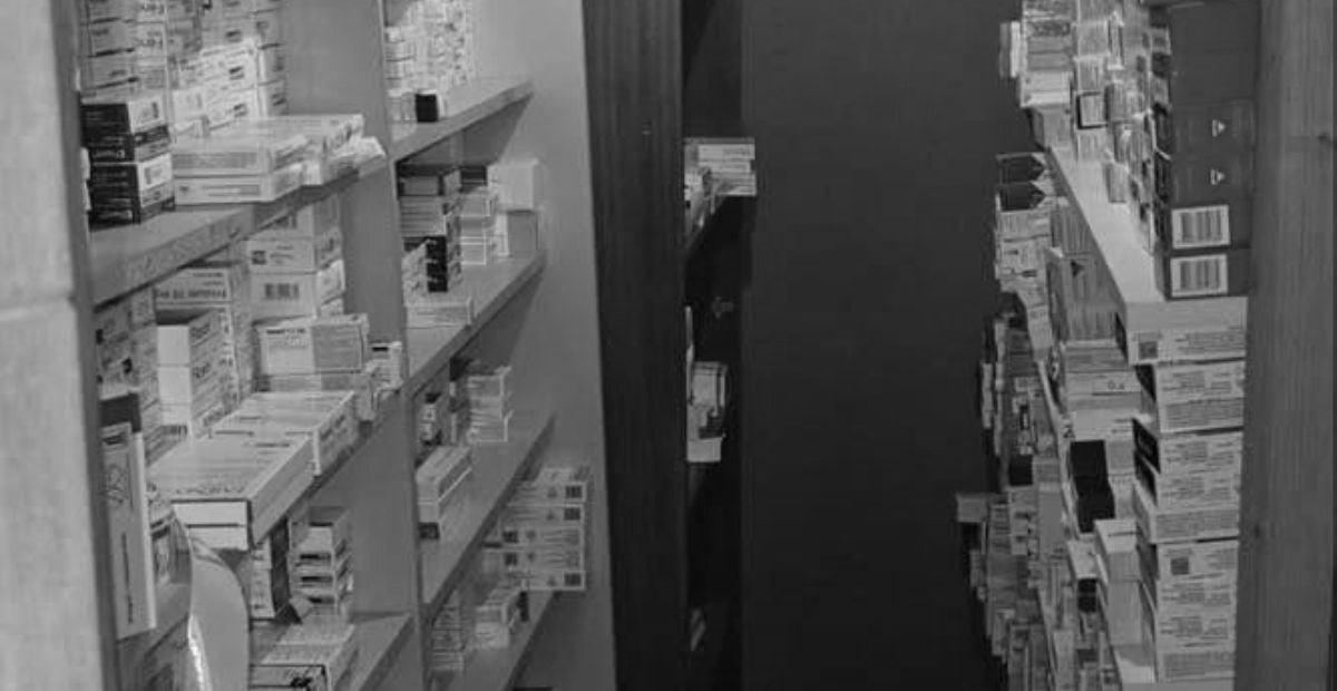 foto kryesore — Dogana sekuestron mbi 2 mijë e 500 pako…