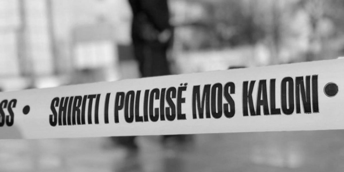 foto kryesore — Tentuan t’i grabisin në Rahovec, sulmuesi i…