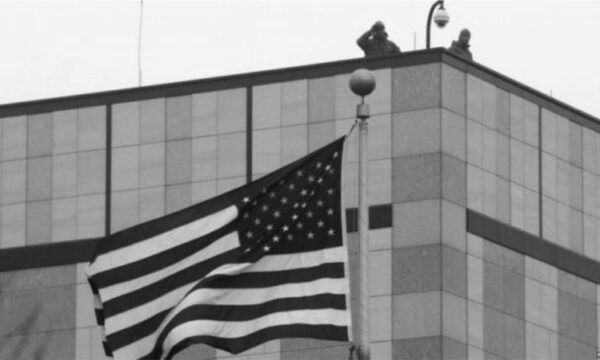 foto kryesore — Ambasada amerikane paralajmëron për…