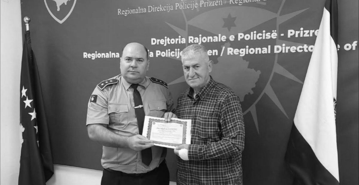 foto kryesore — Policit Vehap Morina i dorëzohet mirënjohje…
