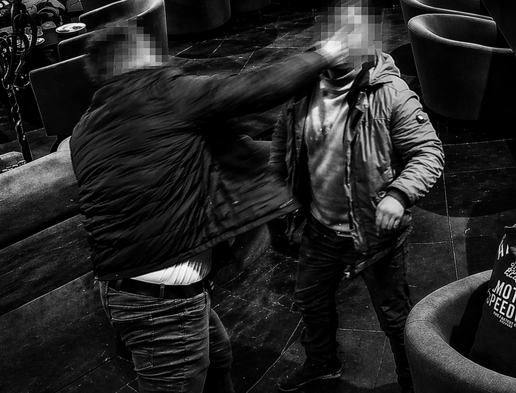 foto kryesore — Grushta në kafiterinë “Minystry of Qef” në…