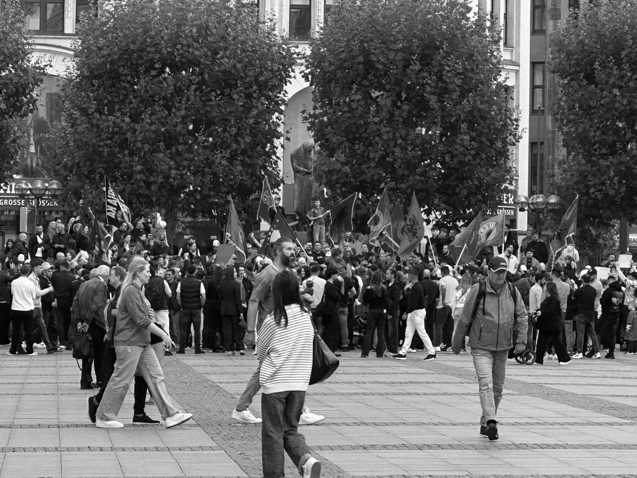 foto kryesore — Protestë në Hamburg kundër aktgjykimit të…