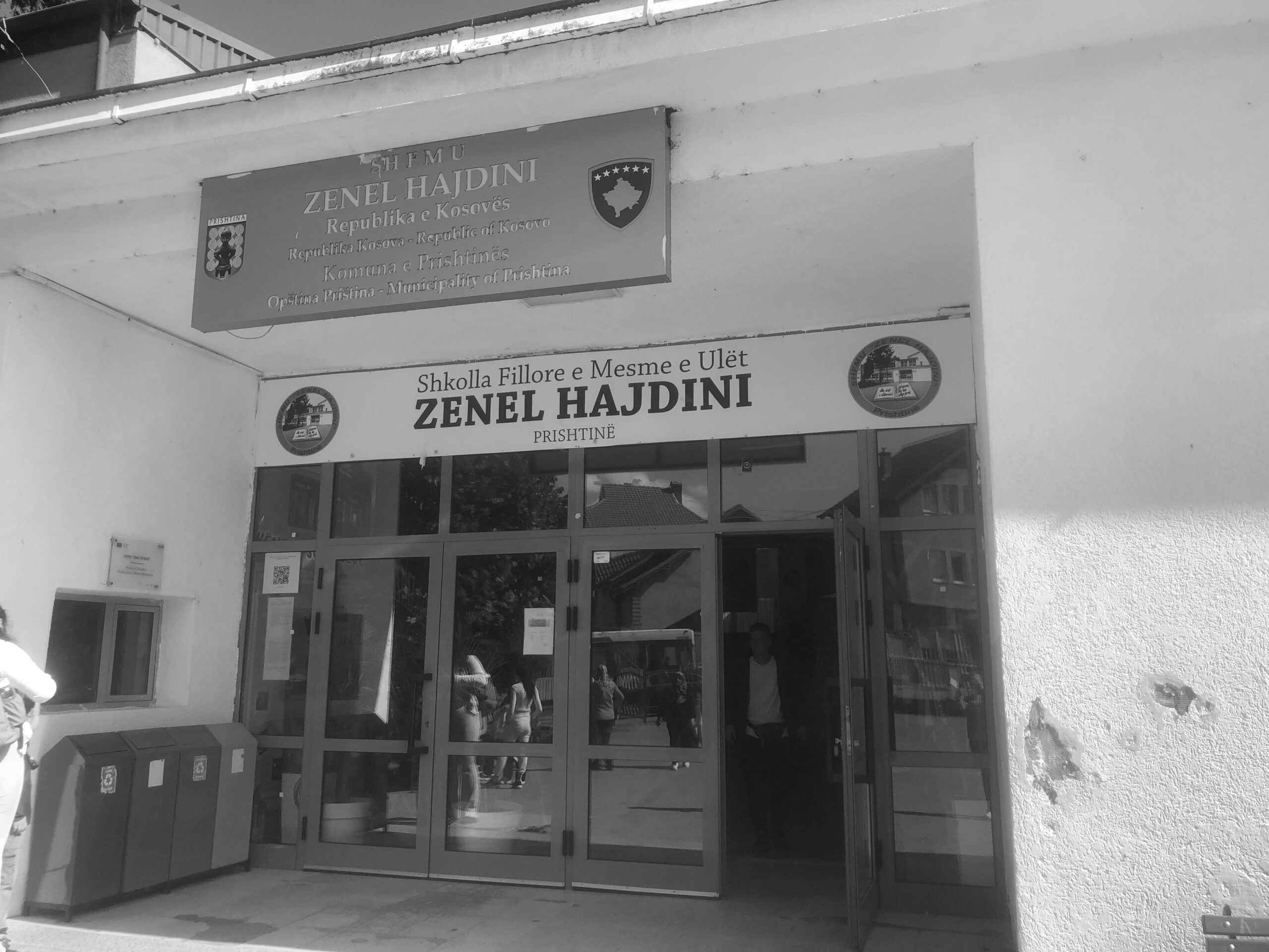 foto kryesore — Incident në shkollën “Zenel Hajdini” në…
