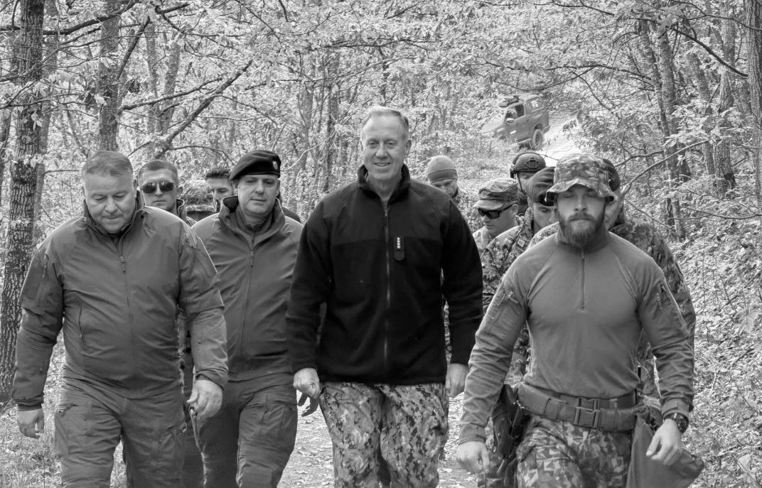 foto kryesore — Policia dhe KFOR-i vizitojnë veriun e…