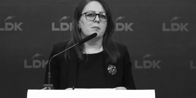 foto kryesore — “Nuk është veç Arlinda, ka plot Arlinda”,…