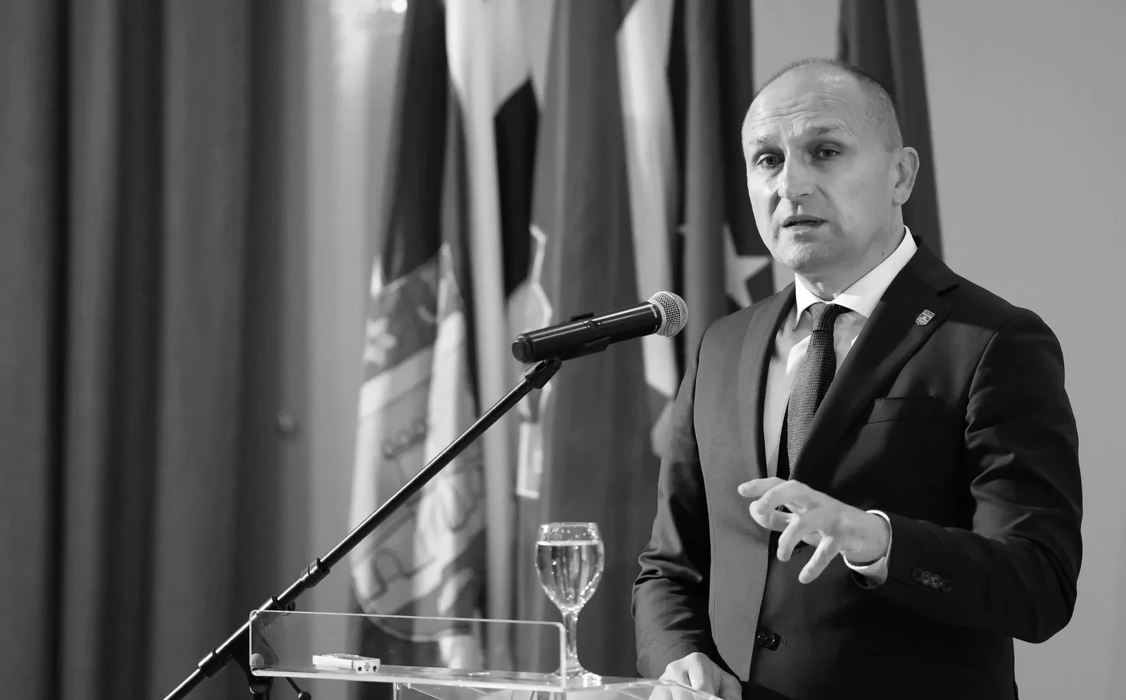 foto kryesore — Ministri kroat paralajmëron Serbinë: Kemi…