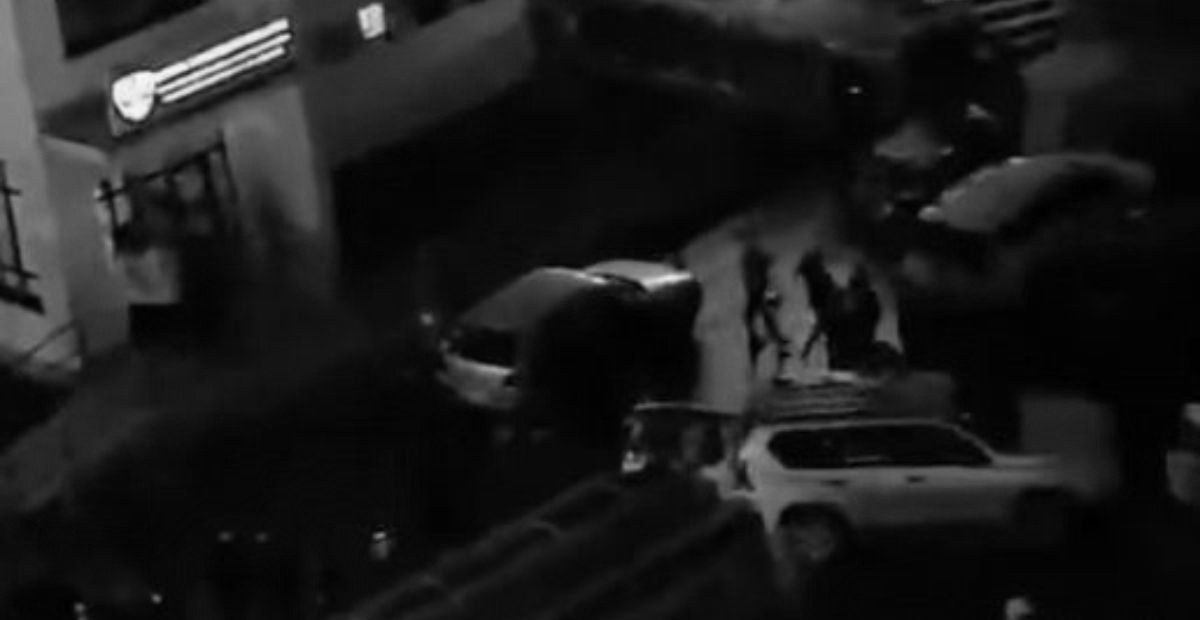 foto kryesore — Forca të shtuara policore pranë QMF-së në…