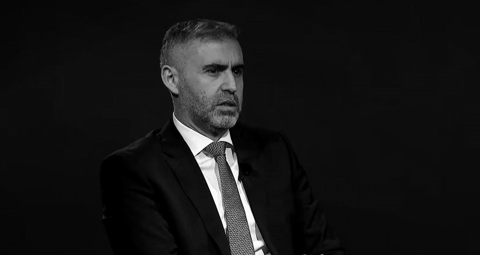foto kryesore — Avokati Besnik R. BERISHA pas përplasjeve…